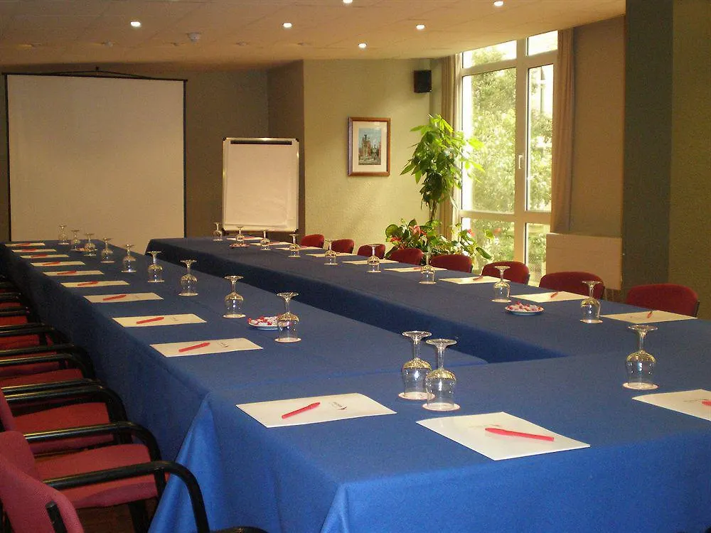 Barcelona Atiram Hotels