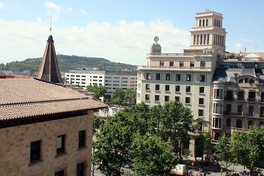 Barcelona Atiram Hotels