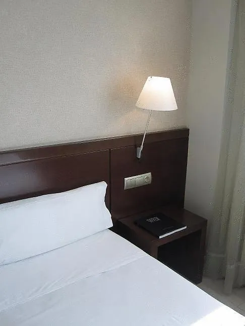 Barcelona Atiram Hotels
