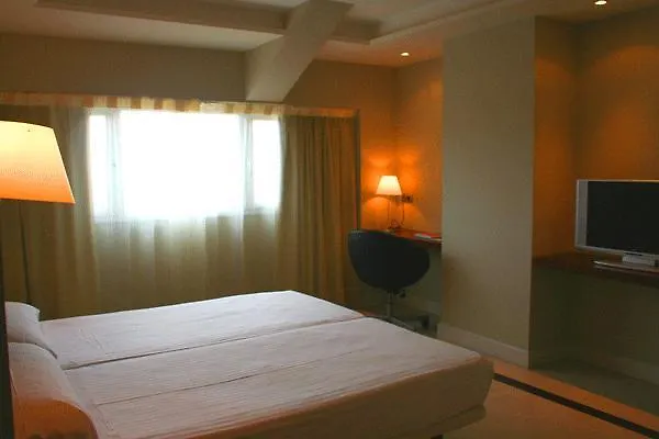 Barcelona Atiram Hotels