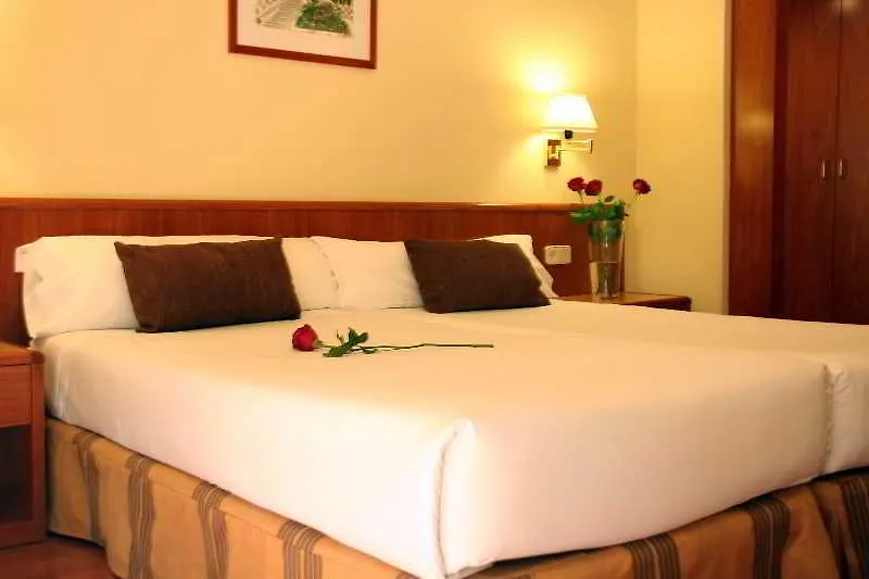 Barcelona Atiram Hotels