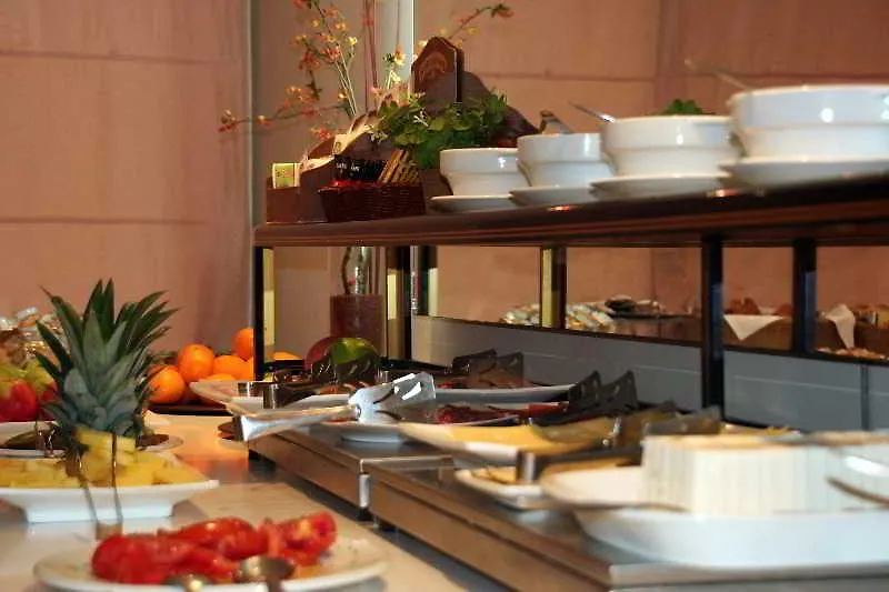 Barcelona Atiram Hotels